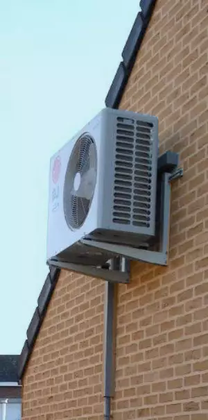Zijgevel met buitenunit